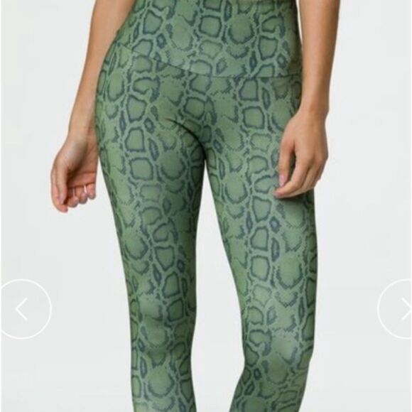 Onzie Snake Print Full Length Leggings Size Large Super Soft - Picture 1 of 8